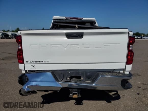 ✅ 2021 Chevrolet Silverado 2500HD Work Truck • VIN: 1GC1YLE75MF186349 • Lot: 63677605. Wystawiony na Copart z przebiegiem Nie podano. Bezpłatny archiwum sprzedaży aukcyjnych z USA i szczegółowy raport historii pojazdu na DreamBid. Zdjęcie 6.