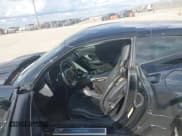 ✅ 2019 Chevrolet Corvette 2LT • VIN: 1G1YC2D76K5106643 • Lot: 43927007. Wystawiony na IAAI z przebiegiem 31 522 mil. Bezpłatny archiwum sprzedaży aukcyjnych z USA i szczegółowy raport historii pojazdu na DreamBid. Zdjęcie 8.