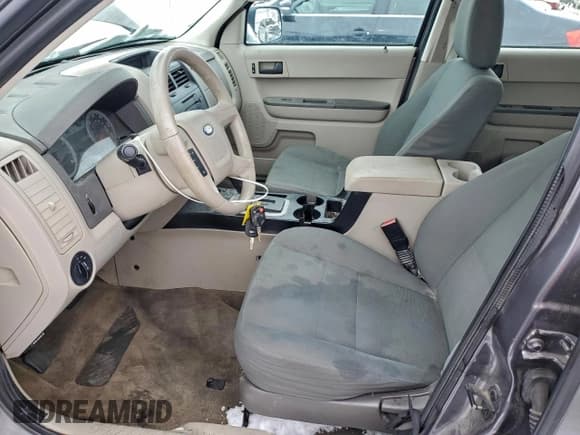 ✅ 2010 Ford Escape XLS • VIN: 1FMCU0C77AKA52236 • Lot: 95754445. Listed on Copart with 221,993 mi. Free auction sales archive from the USA and detailed vehicle history report at DreamBid. Image 7.