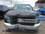 ✅ 2019 Chevrolet Silverado 1500 LT • VIN: 1GCPWCEDXKZ191919 • Lot: 42630197. Wystawiony na IAAI z przebiegiem 104 763 mil. Bezpłatny archiwum sprzedaży aukcyjnych z USA i szczegółowy raport historii pojazdu na DreamBid. Zdjęcie 12.