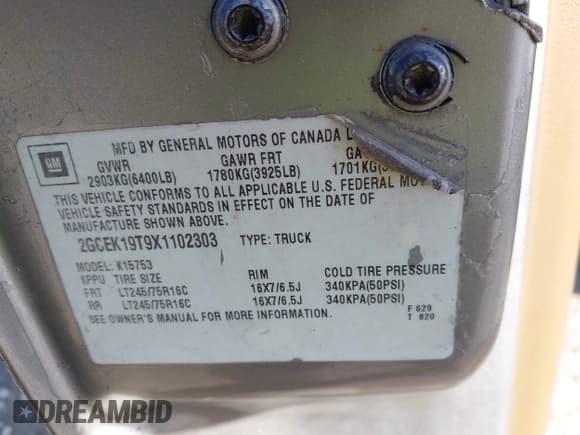 ✅ 1999 Chevrolet Silverado 1500 LS • VIN: 2GCEK19T9X1102303 • Lot: 43501465. Wystawiony na IAAI z przebiegiem 267 001 mil. Bezpłatny archiwum sprzedaży aukcyjnych z USA i szczegółowy raport historii pojazdu na DreamBid. Zdjęcie 9.