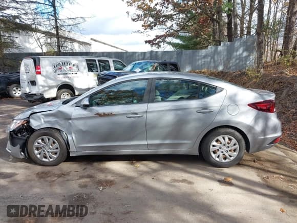 ✅ 2020 Hyundai Elantra SE • VIN: KMHD74LF5LU987613 • Лот: 43612260. Опубликован ранее на IAAI с пробегом 53 228 миль. Бесплатный доступ к архиву аукционных продаж из США и подробный отчёт об истории автомобиля на DreamBid. Изображение 14.