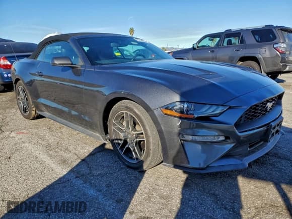 ✅ 2018 Ford Mustang EcoBoost Premium • VIN: 1FATP8UH6J5142631 • Lot: 95108725. Listed on Copart with 107,134 mi. Free auction sales archive from the USA and detailed vehicle history report at DreamBid. Image 4.