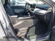 ✅ 2022 Jeep Compass Latitude Lux • VIN: 3C4NJDFB3NT134515 • Lot: 42699067. Wystawiony na IAAI z przebiegiem 2 994 mil. Bezpłatny archiwum sprzedaży aukcyjnych z USA i szczegółowy raport historii pojazdu na DreamBid. Zdjęcie 5.