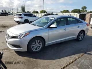 2015 Hyundai Sonata SE с VIN 5NPE24AFXFH198365, выставлен на аукционе Copart как лот 90492475 с пробегом 116 839 миль миль и Списание • Salvage title. История ставок и продаж доступна на DreamBid. Изображение 1.