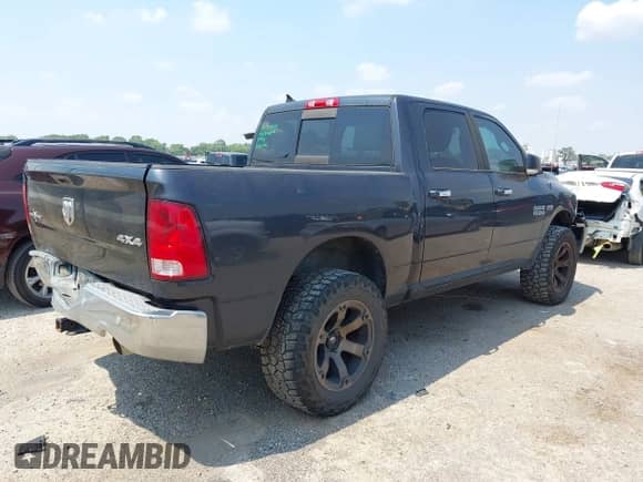 2014 Ram 1500 Big Horn with VIN 1C6RR7LT1ES433275, listed as a IAAI auction lot 43087895 with 170,058 mi miles and . Bid and sale history available at DreamBid. Image 4.