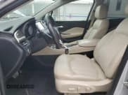 ✅ 2019 Buick Envision Preferred • VIN: LRBFX1SAXKD000972 • Лот: 70749825. Опубликован ранее на Copart с пробегом 123 296 миль. Бесплатный доступ к архиву аукционных продаж из США и подробный отчёт об истории автомобиля на DreamBid. Изображение 7.