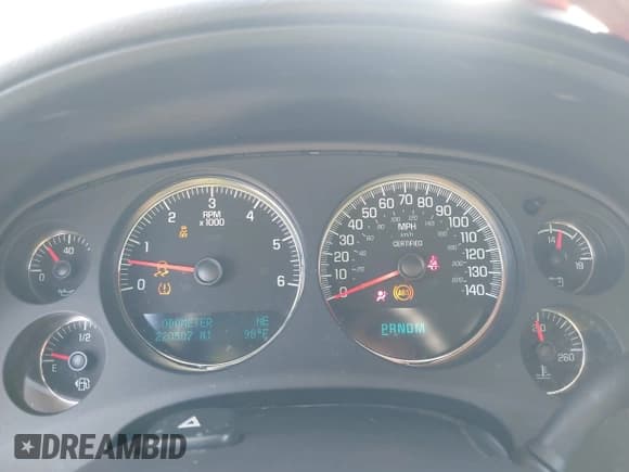 ✅ 2013 Chevrolet Tahoe Commercial • VIN: 1GNLC2E07DR344538 • Lot: 42938452. Wystawiony na IAAI z przebiegiem 220 507 mil. Bezpłatny archiwum sprzedaży aukcyjnych z USA i szczegółowy raport historii pojazdu na DreamBid. Zdjęcie 7.