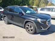 ✅ 2020 GMC Terrain SLT • VIN: 3GKALVEV9LL120596 • Lot: 43499481. Wystawiony na IAAI z przebiegiem 123 070 mil. Bezpłatny archiwum sprzedaży aukcyjnych z USA i szczegółowy raport historii pojazdu na DreamBid. Zdjęcie 1.