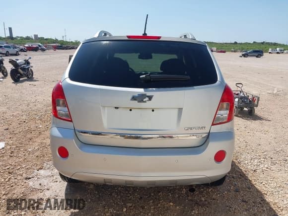 ✅ 2013 Chevrolet Captiva Sport LTZ • VIN: 3GNAL4EK3DS586437 • Lot: 42093734. Wystawiony na IAAI z przebiegiem 76 688 mil. Bezpłatny archiwum sprzedaży aukcyjnych z USA i szczegółowy raport historii pojazdu na DreamBid. Zdjęcie 16.