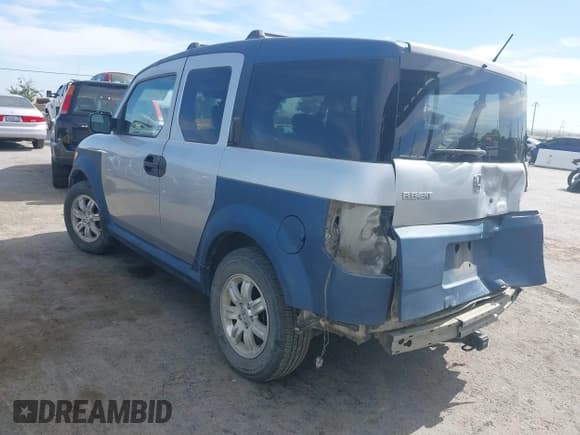 ✅ 2006 Honda Element EX • VIN: 5J6YH28656L023209 • Лот: 42609211. Опубликован ранее на IAAI с пробегом 268 067 миль. Бесплатный доступ к архиву аукционных продаж из США и подробный отчёт об истории автомобиля на DreamBid. Изображение 3.