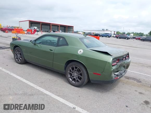 ✅ 2018 Dodge Challenger GT • VIN: 2C3CDZGG9JH246863 • Lot: 42732389. Wystawiony na IAAI z przebiegiem 96 950 mil. Bezpłatny archiwum sprzedaży aukcyjnych z USA i szczegółowy raport historii pojazdu na DreamBid. Zdjęcie 3.