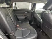 ✅ 2022 Toyota Highlander Hybrid XLE • VIN: 5TDGARAH5NS514015 • Lot: 90442865. Wystawiony na Copart z przebiegiem 45 703 mil. Bezpłatny archiwum sprzedaży aukcyjnych z USA i szczegółowy raport historii pojazdu na DreamBid. Zdjęcie 11.