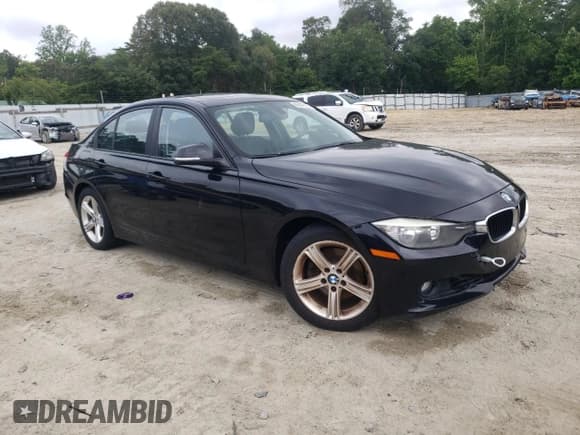 ✅ 2013 BMW 3 Series 328i • VIN: WBA3C1C52DF442490 • Lot: 60040425. Listed on Copart with 120,036 mi. Free auction sales archive from the USA and detailed vehicle history report at DreamBid. Image 4.