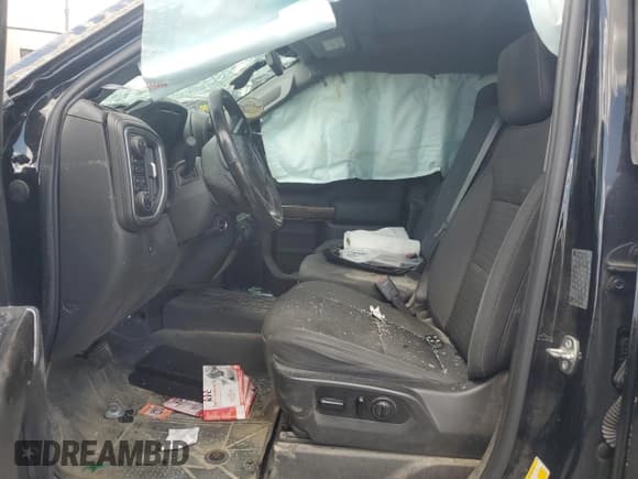 ✅ 2019 Chevrolet Silverado 1500 LT Trail Boss • VIN: 3GCPYFED0KG151389 • Lot: 63751194. Wystawiony na Copart z przebiegiem Nie podano. Bezpłatny archiwum sprzedaży aukcyjnych z USA i szczegółowy raport historii pojazdu na DreamBid. Zdjęcie 7.