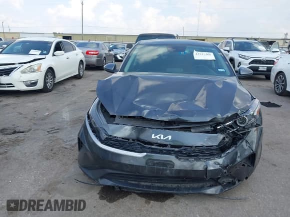 ✅ 2023 Kia Forte LXS • VIN: 3KPF24AD3PE536357 • Lot: 43527560. Listed on IAAI with 170,770 mi. Free auction sales archive from the USA and detailed vehicle history report at DreamBid. Image 12.
