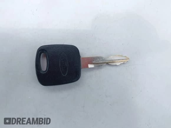 ✅ 2001 Ford F-150 XL • VIN: 1FTRX17W21NB19028 • Lot: 42354428. Listed on IAAI with 189,824 mi. Free auction sales archive from the USA and detailed vehicle history report at DreamBid. Image 11.