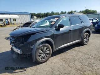 ✅ 2024 Nissan Pathfinder S • VIN: 5N1DR3AA6RC250771 • Lot: 66661845. Wystawiony na Copart z przebiegiem 41 424 mil. Bezpłatny archiwum sprzedaży aukcyjnych z USA i szczegółowy raport historii pojazdu na DreamBid. Zdjęcie 1.