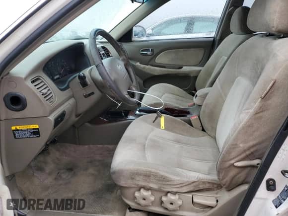 2004 Hyundai Sonata GLS с VIN KMHWF35H54A978952, выставлен на аукционе Copart как лот 49312725 с пробегом Не указан миль и Списание • Salvage title. История ставок и продаж доступна на DreamBid. Изображение 7.