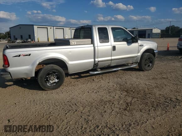 ✅ 1999 Ford F-250 XL • VIN: 1FTNX21L0XEE08131 • Lot: 87463295. Listed on Copart with 359,523 mi. Free auction sales archive from the USA and detailed vehicle history report at DreamBid. Image 3.