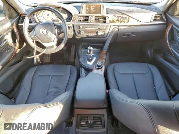 ✅ 2014 BMW 3 Series 328i • VIN: WBA3C1C50EK109150 • Lot: 95321905. Listed on Copart with 117,686 mi. Free auction sales archive from the USA and detailed vehicle history report at DreamBid. Image 8.