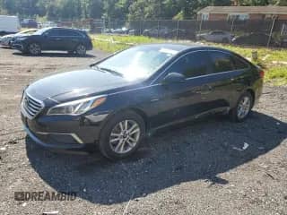 2017 Hyundai Sonata SE with VIN 5NPE24AF7HH485343, listed as a Copart auction lot 71389075 with 106,164 mi miles and Salvage title. Bid and sale history available at DreamBid. Image 1.