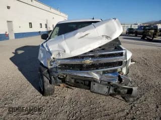 ✅ 2008 Chevrolet Silverado 1500 2LT • VIN: 2GCEK19J881288271 • Lot: 84419245. Wystawiony na Copart z przebiegiem Nie podano. Bezpłatny archiwum sprzedaży aukcyjnych z USA i szczegółowy raport historii pojazdu na DreamBid. Zdjęcie 5.