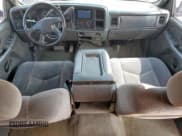 ✅ 2006 Chevrolet Silverado 2500HD LT1 • VIN: 1GCHC23216F119426 • Lot: 59610945. Wystawiony na Copart z przebiegiem 219 581 mil. Bezpłatny archiwum sprzedaży aukcyjnych z USA i szczegółowy raport historii pojazdu na DreamBid. Zdjęcie 8.