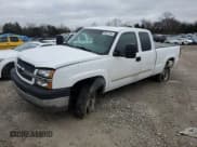 ✅ 2003 Chevrolet Silverado 2500HD LS • VIN: 1GCHC29U03E371453 • Lot: 85531544. Wystawiony na Copart z przebiegiem 149 837 mil. Bezpłatny archiwum sprzedaży aukcyjnych z USA i szczegółowy raport historii pojazdu na DreamBid. Zdjęcie 1.