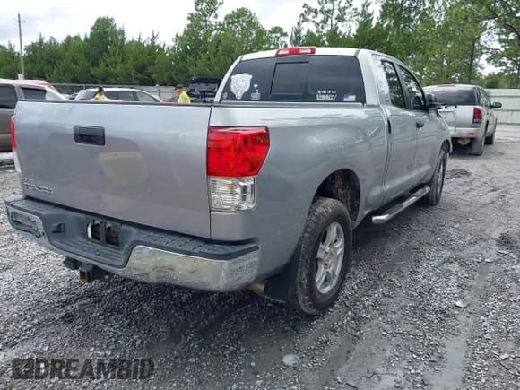 ✅ 2010 Toyota Tundra • VIN: 5TFRY5F18AX094845 • Lot: 42977936. Listed on IAAI with 141,109 mi. Free auction sales archive from the USA and detailed vehicle history report at DreamBid. Image 4.