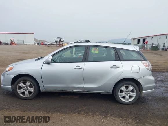 ✅ 2005 Toyota Matrix STD • VIN: 2T1LR32E65C550314 • Lot: 43344181. Listed on IAAI with 220,885 mi. Free auction sales archive from the USA and detailed vehicle history report at DreamBid. Image 14.