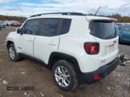✅ 2015 Jeep Renegade Latitude • VIN: ZACCJBBT0FPC41024 • Lot: 43591951. Wystawiony na IAAI z przebiegiem 294 511 mil. Bezpłatny archiwum sprzedaży aukcyjnych z USA i szczegółowy raport historii pojazdu na DreamBid. Zdjęcie 3.