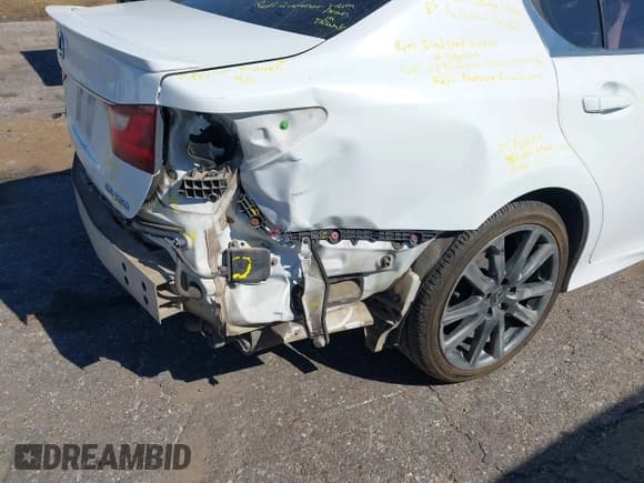 ✅ 2015 Lexus GS 350 • VIN: JTHBE1BL2FA006553 • Lot: 43584871. Listed on IAAI with 112,249 mi. Free auction sales archive from the USA and detailed vehicle history report at DreamBid. Image 6.