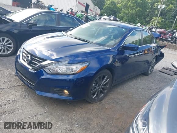 ✅ 2018 Nissan Altima SR • VIN: 1N4AL3AP3JC256969 • Lot: 42534965. Listed on IAAI with 263,298 mi. Free auction sales archive from the USA and detailed vehicle history report at DreamBid. Image 2.