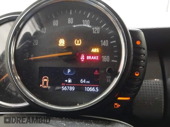 ✅ 2015 MINI Hardtop • VIN: WMWXM5C52FT942501 • Лот: 43422676. Опубликован ранее на IAAI с пробегом 56 789 миль. Бесплатный доступ к архиву аукционных продаж из США и подробный отчёт об истории автомобиля на DreamBid. Изображение 7.