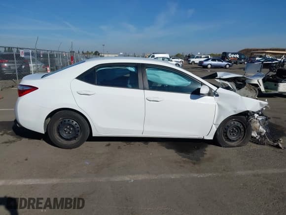 ✅ 2016 Toyota Corolla LE • VIN: 2T1BURHE8GC607085 • Lot: 43584919. Listed on IAAI with 81,447 mi. Free auction sales archive from the USA and detailed vehicle history report at DreamBid. Image 13.