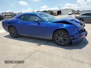 ✅ 2020 Dodge Challenger SXT • VIN: 2C3CDZGG8LH152797 • Lot: 59432364. Wystawiony na Copart z przebiegiem 51 644 mil. Bezpłatny archiwum sprzedaży aukcyjnych z USA i szczegółowy raport historii pojazdu na DreamBid. Zdjęcie 4.