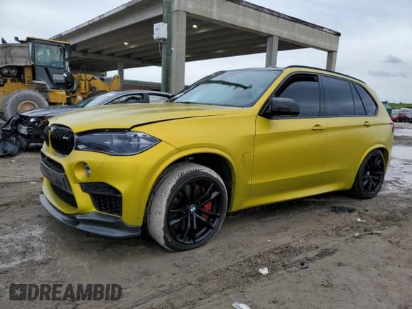 ✅ 2016 BMW X5 M • VIN: 5YMKT6C51G0R77692 • Lot: 81979013. Wystawiony na Copart z przebiegiem 56 774 mil. Bezpłatny archiwum sprzedaży aukcyjnych z USA i szczegółowy raport historii pojazdu na DreamBid. Zdjęcie 1.