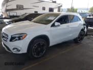 ✅ 2019 Mercedes-Benz GLA 250 • VIN: WDCTG4EB4KU009333 • Lot: 43306710. Wystawiony na IAAI z przebiegiem 59 413 mil. Bezpłatny archiwum sprzedaży aukcyjnych z USA i szczegółowy raport historii pojazdu na DreamBid. Zdjęcie 18.