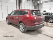 ✅ 2010 Chevrolet Traverse 1LT • VIN: 1GNLVFEDXAS144455 • Lot: 43410258. Wystawiony na IAAI z przebiegiem 159 271 mil. Bezpłatny archiwum sprzedaży aukcyjnych z USA i szczegółowy raport historii pojazdu na DreamBid. Zdjęcie 3.