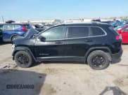 ✅ 2021 Jeep Cherokee Latitude Plus • VIN: 1C4PJLLB1MD125792 • Лот: 41864506. Опубликован ранее на IAAI с пробегом 81 428 миль. Бесплатный доступ к архиву аукционных продаж из США и подробный отчёт об истории автомобиля на DreamBid. Изображение 15.