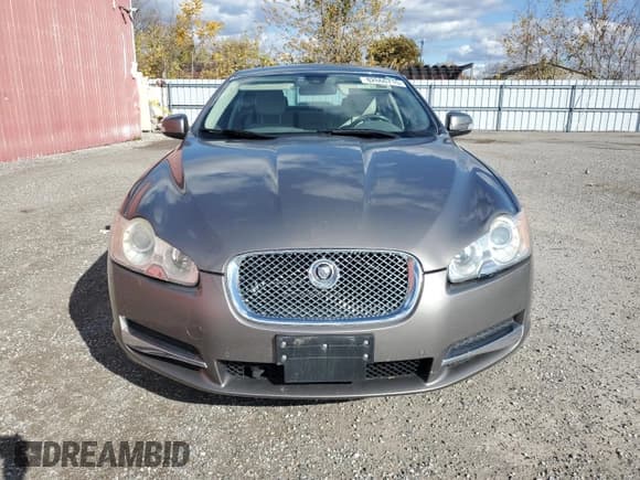 ✅ 2009 Jaguar XF • VIN: SAJXA06B09HR27648 • Lot: 82660715. Wystawiony na Copart z przebiegiem 181 900 mil. Bezpłatny archiwum sprzedaży aukcyjnych z USA i szczegółowy raport historii pojazdu na DreamBid. Zdjęcie 5.