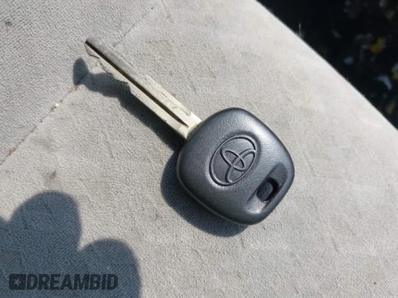 ✅ 2010 Toyota Corolla • VIN: 2T1BU4EE3AC243446 • Лот: 42635121. Опубликован ранее на IAAI с пробегом 111 722 миль. Бесплатный доступ к архиву аукционных продаж из США и подробный отчёт об истории автомобиля на DreamBid. Изображение 11.