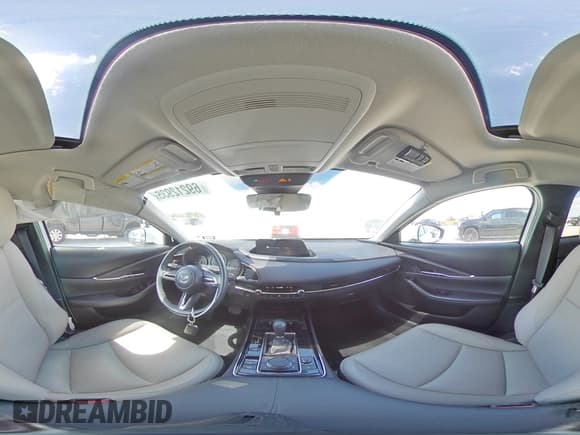 ✅ 2021 Mazda CX-30 Preferred • VIN: 3MVDMACL7MM228077 • Lot: 69212935. Wystawiony na Copart z przebiegiem 19 328 mil. Bezpłatny archiwum sprzedaży aukcyjnych z USA i szczegółowy raport historii pojazdu na DreamBid. Zdjęcie 15.