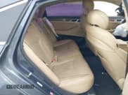 ✅ 2017 Genesis G80 3.8L • VIN: KMHGN4JE5HU172266 • Lot: 43287998. Wystawiony na IAAI z przebiegiem 119 826 mil. Bezpłatny archiwum sprzedaży aukcyjnych z USA i szczegółowy raport historii pojazdu na DreamBid. Zdjęcie 8.