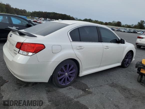 ✅ 2014 Subaru Legacy Special Sports • VIN: 4S3BMBH67E3009351 • Лот: 84620795. Опубликован ранее на Copart с пробегом 160 141 миль. Бесплатный доступ к архиву аукционных продаж из США и подробный отчёт об истории автомобиля на DreamBid. Изображение 3.