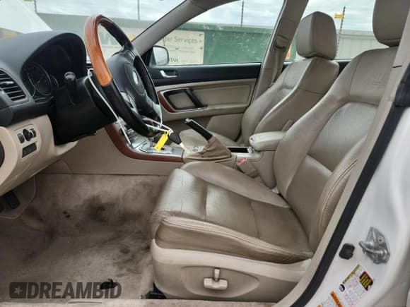 ✅ 2006 Subaru Legacy Outback L.L. Bean • VIN: 4S4BL86C164201709 • Lot: 81305305. Wystawiony na Copart z przebiegiem 230 165 mil. Bezpłatny archiwum sprzedaży aukcyjnych z USA i szczegółowy raport historii pojazdu na DreamBid. Zdjęcie 7.