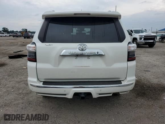 ✅ 2020 Toyota 4Runner SR5 • VIN: JTEZU5JR1L5219252 • Лот: 70957255. Опубликован ранее на Copart с пробегом 96 110 миль. Бесплатный доступ к архиву аукционных продаж из США и подробный отчёт об истории автомобиля на DreamBid. Изображение 6.