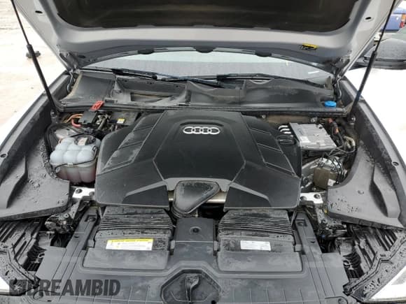 ✅ 2019 Audi Q8 Premium • VIN: WA1AVAF1XKD017065 • Lot: 37244513. Wystawiony na Copart z przebiegiem 54 174 mil. Bezpłatny archiwum sprzedaży aukcyjnych z USA i szczegółowy raport historii pojazdu na DreamBid. Zdjęcie 13.