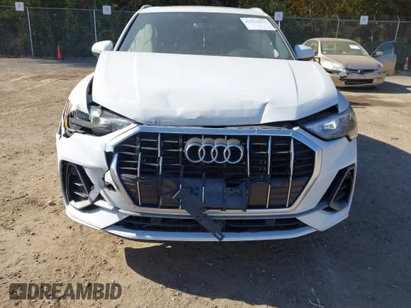 ✅ 2022 Audi Q3 S line Premium • VIN: WA1DECF36N1123917 • Lot: 43532915. Listed on IAAI with 53,438 mi. Free auction sales archive from the USA and detailed vehicle history report at DreamBid. Image 6.